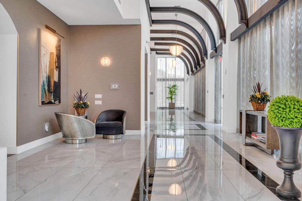 Charming Apt In The Heart Of Downtown With Free Parking Miami Exteriör bild